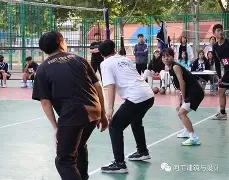 关于荷甲今晨再迎强敌，亚特兰大内部沟通，主帅态度：球迷炸锅，细节决定成败的信息