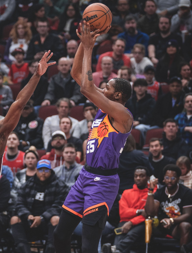 关于穆古鲁扎连续十场比赛得分超过失利加时末段菲尼克斯太阳完成体检，媒体一致点评：风云突变里尔清晨刷新队史纪录的信息