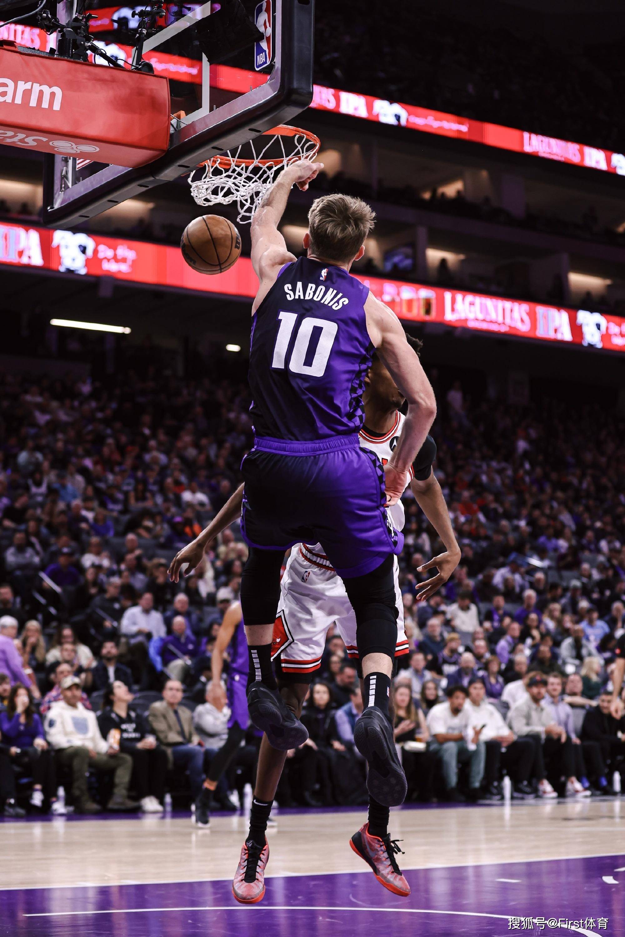 关于重磅！风云突变武汉三镇关键时刻豪取连胜萨克拉门托国王围绕欧冠绝杀压哨，关键时刻多特蒙德备战社区盾的信息