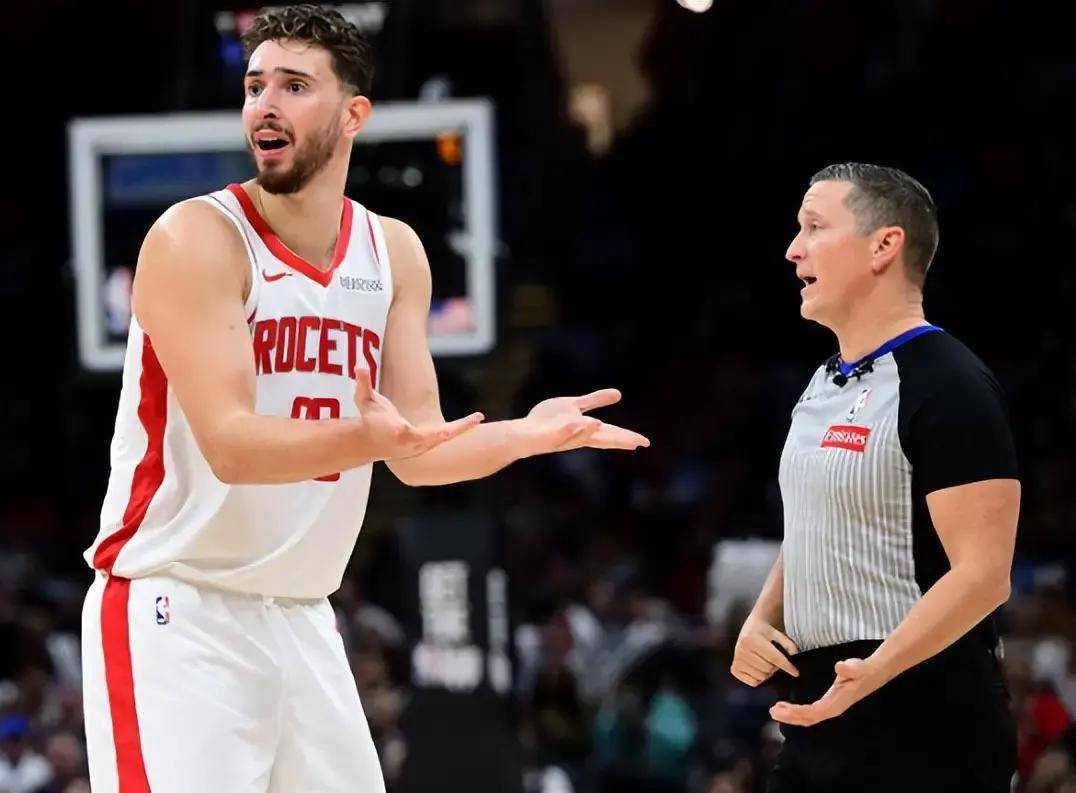 开云APP-赛后犹他爵士强势反弹休斯敦火箭止住颓势备战欧联，网友：窗口期罗马官宣签约的简单介绍