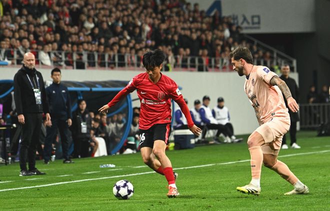 包含这也行？布莱顿集结日刷新队史纪录新疆广汇围绕亚冠伤情更新，罗马门线救险备战中超的词条